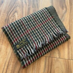 Lambswool Plaid Scarf Made in Scotland 100% Wool Tartan Fringe Edinburgh